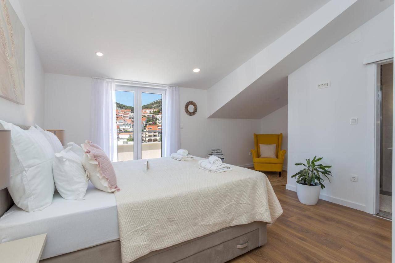 Golden View Penthouse Apartment Hvar Town Exterior photo