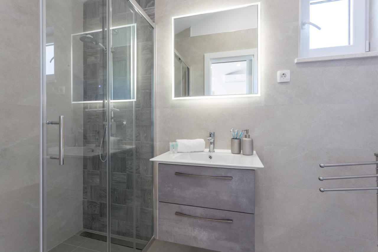Golden View Penthouse Apartment Hvar Town Exterior photo